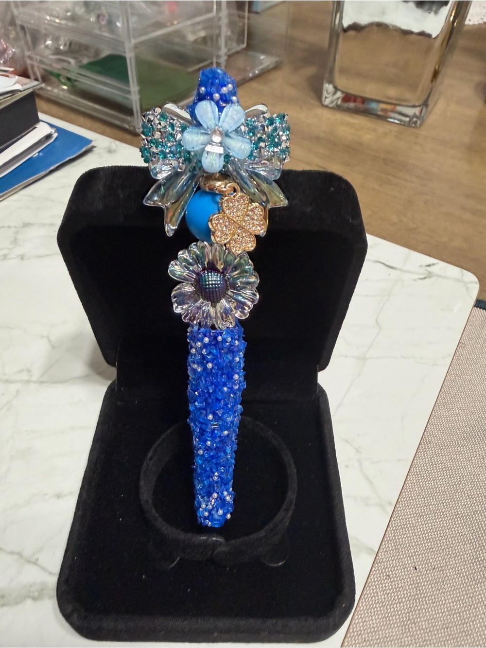 Blue Crystal Floral Statement pen